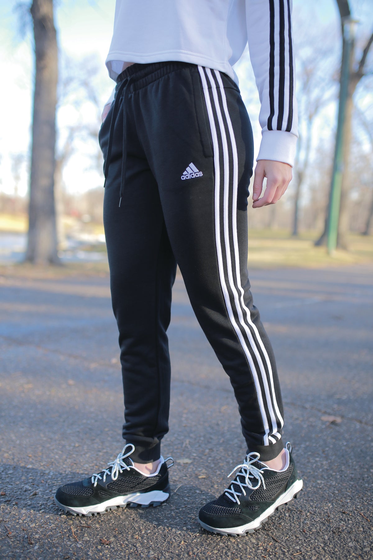 Adidas Women Ladies Essential 3 Stripes Black & White Track Pants M Medium  NWT